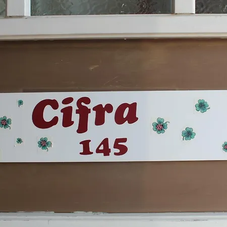 Apartma Cifra Catez Brežice