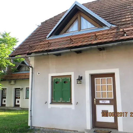 Apartmán Apartma Cifra Catez *